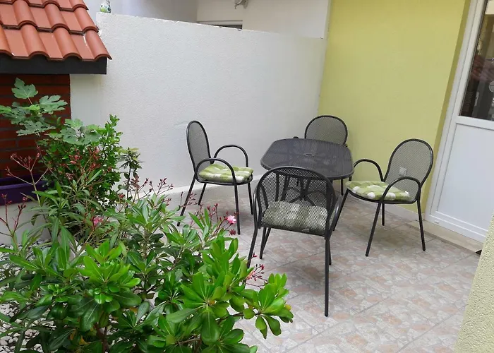 Lemongarden * Duće